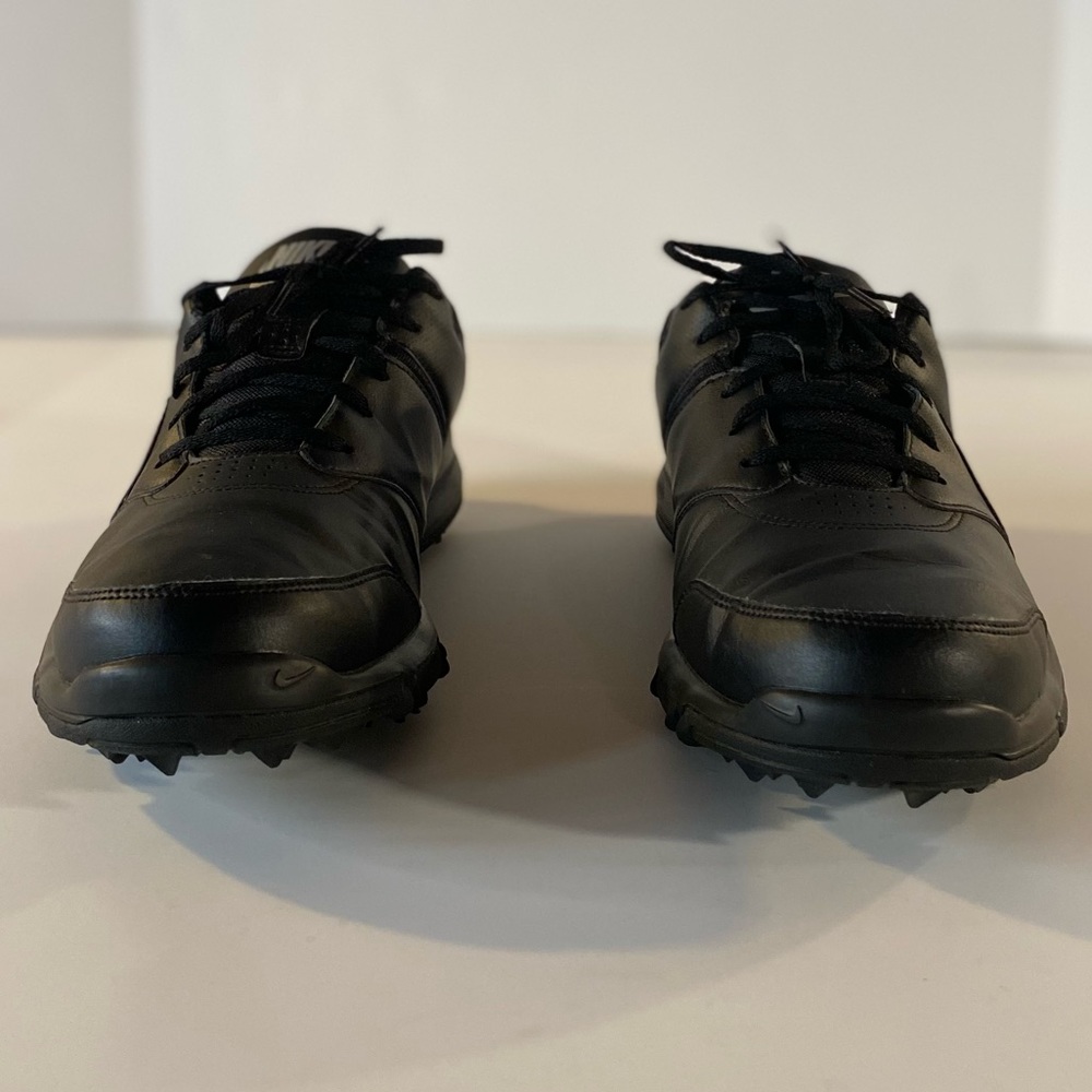 Nike Golf Cleats - Picture 4 of 9